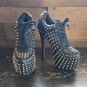 ZIGI Girl Black and Gold Studded Heels